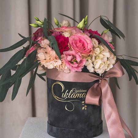 Flowerbox sivi, šareno cvijeće